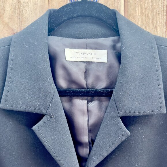TAHARI Arthur S. Levine black hidden snap coat (12/14) - Picture 6 of 14